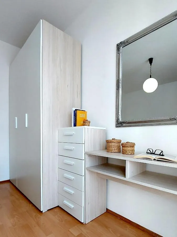 Apartments Tena With Private Parking Pula
