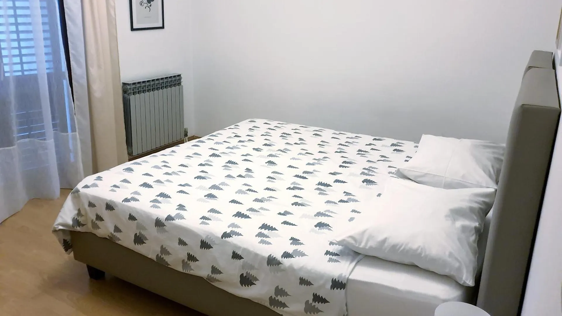 Apartments Tena With Private Parking Pula
