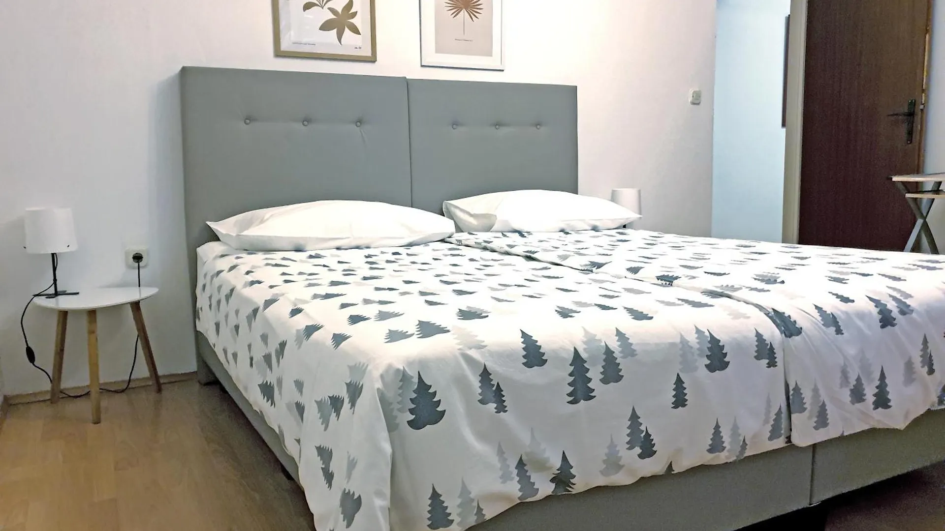 Apartments Tena With Private Parking Pula Kroatië