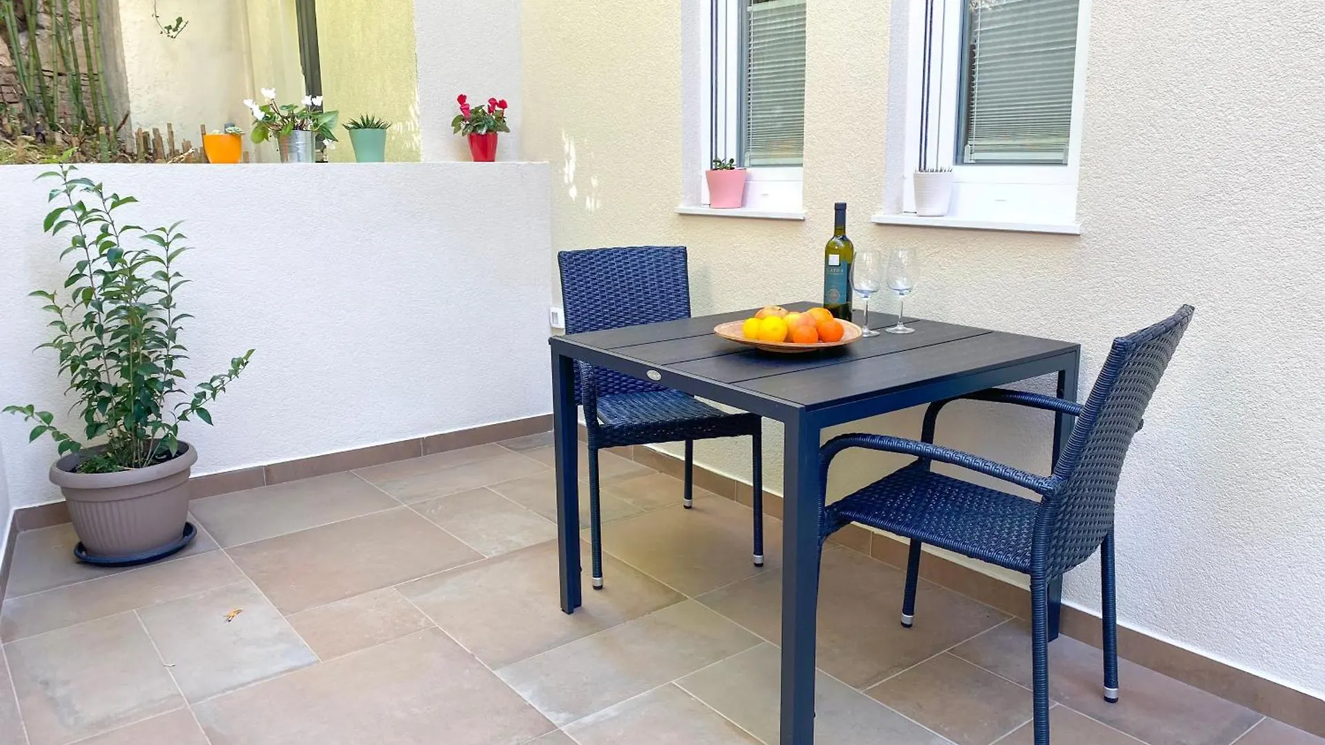 Apartments Tena With Private Parking Pula Croatia